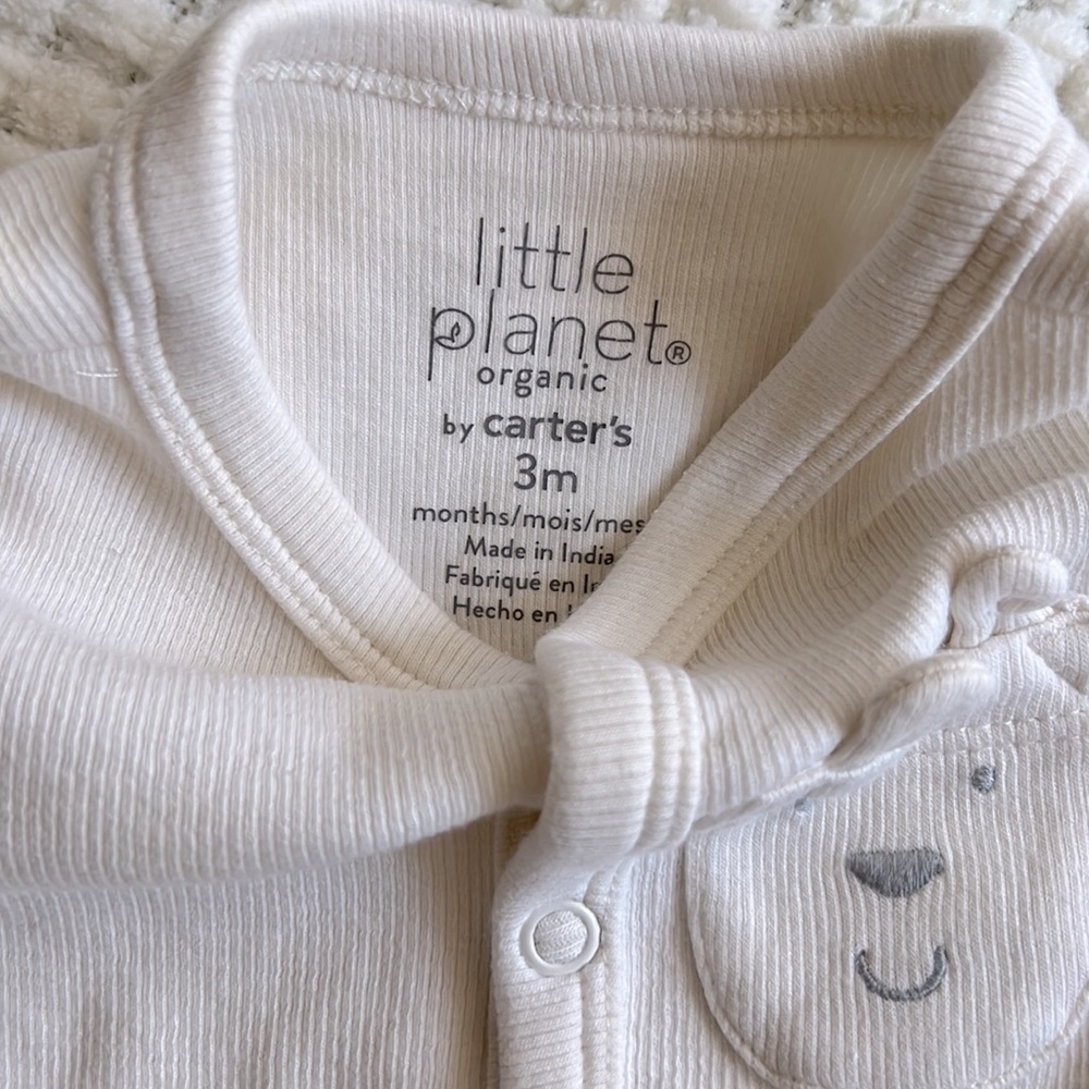 Carter pj - Picture 3 of 3